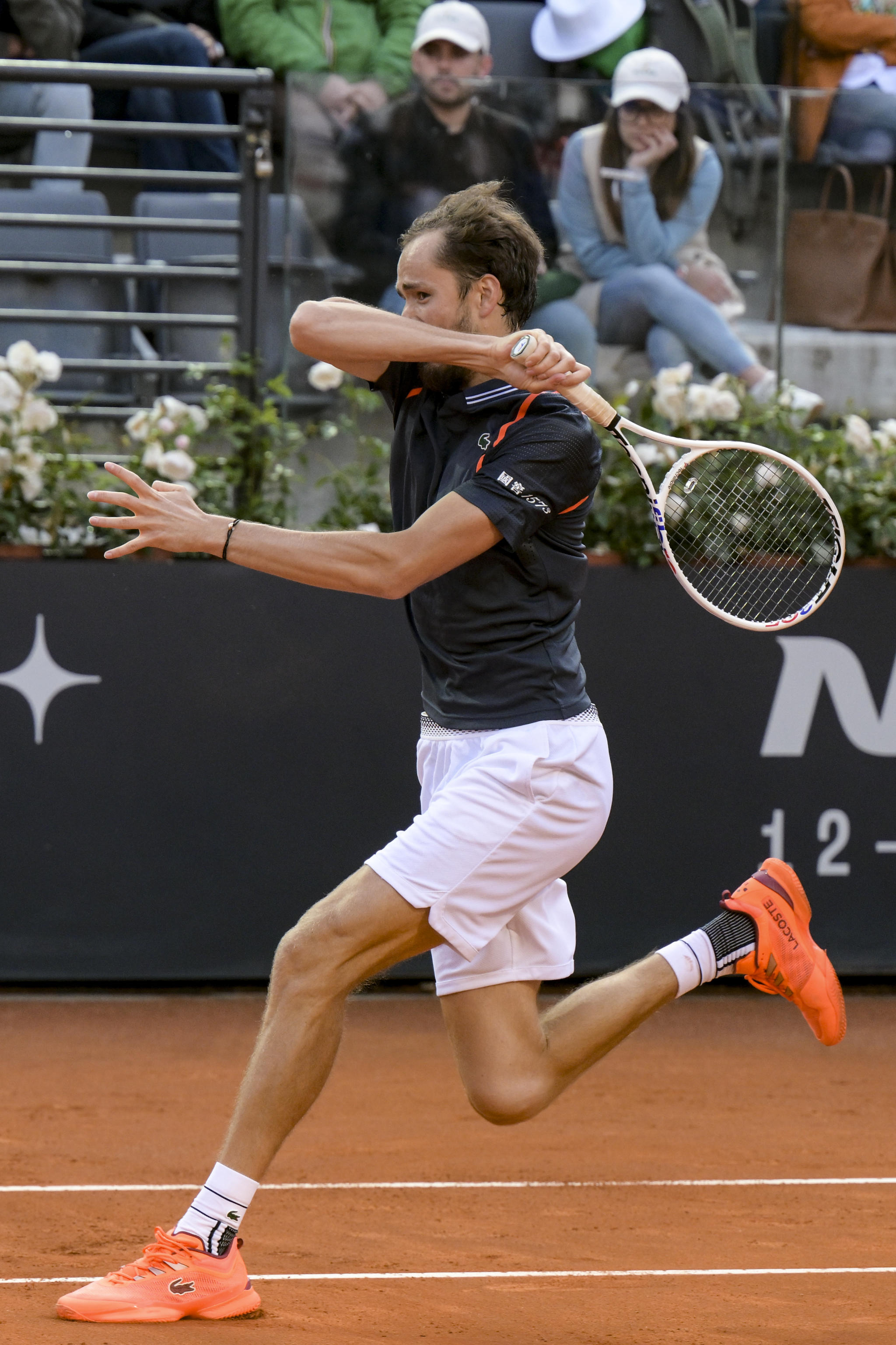 意大利网球队绝地反击世界网球队,梅德韦杰夫惊艳世界的简单介绍 意大利网球队绝地反击世界网球队,梅德韦杰夫惊艳世界的简单介绍