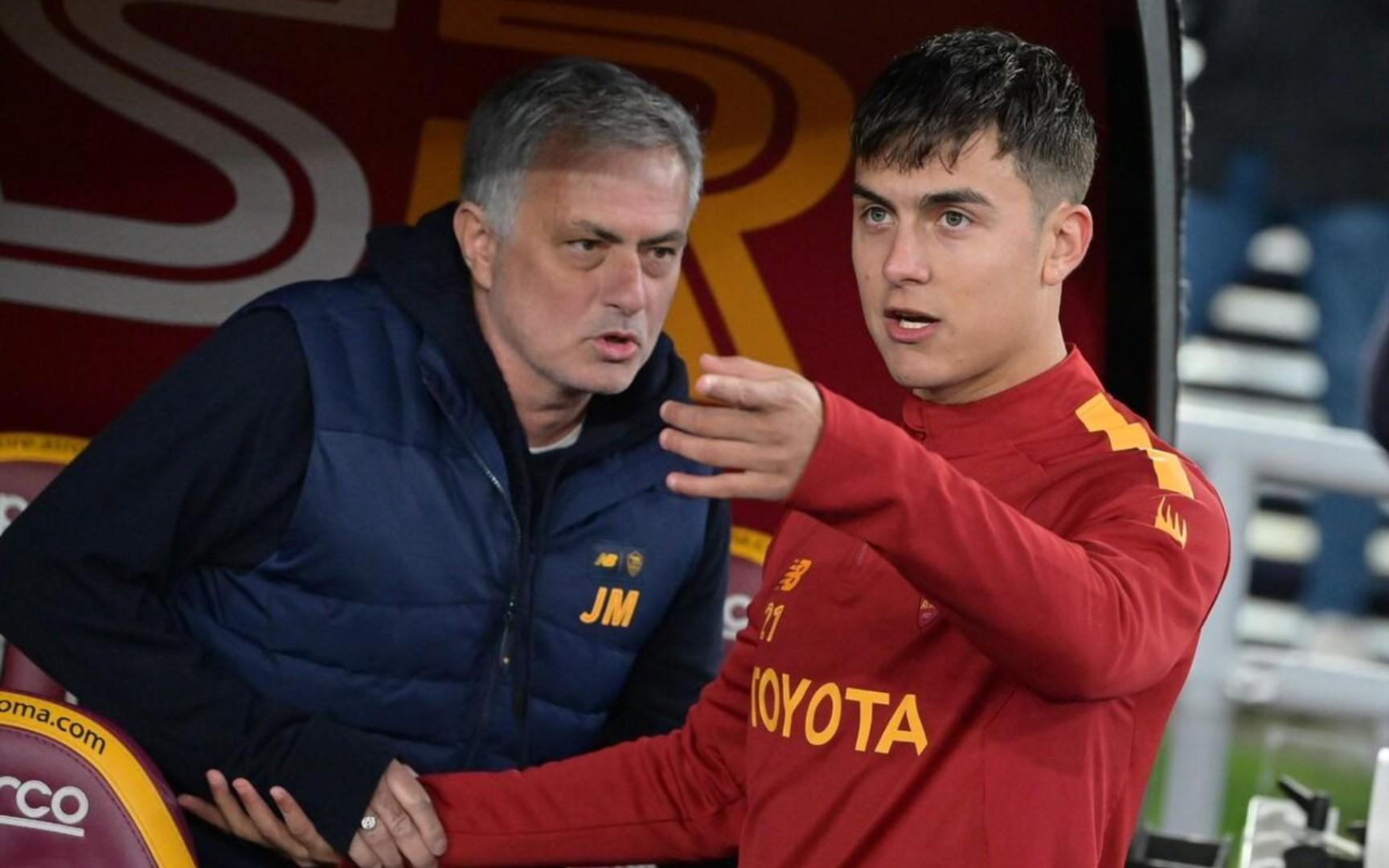 包含罗马球迷狂欢,球队晋级意大利杯八强的词条 包含罗马球迷狂欢,球队晋级意大利杯八强的词条