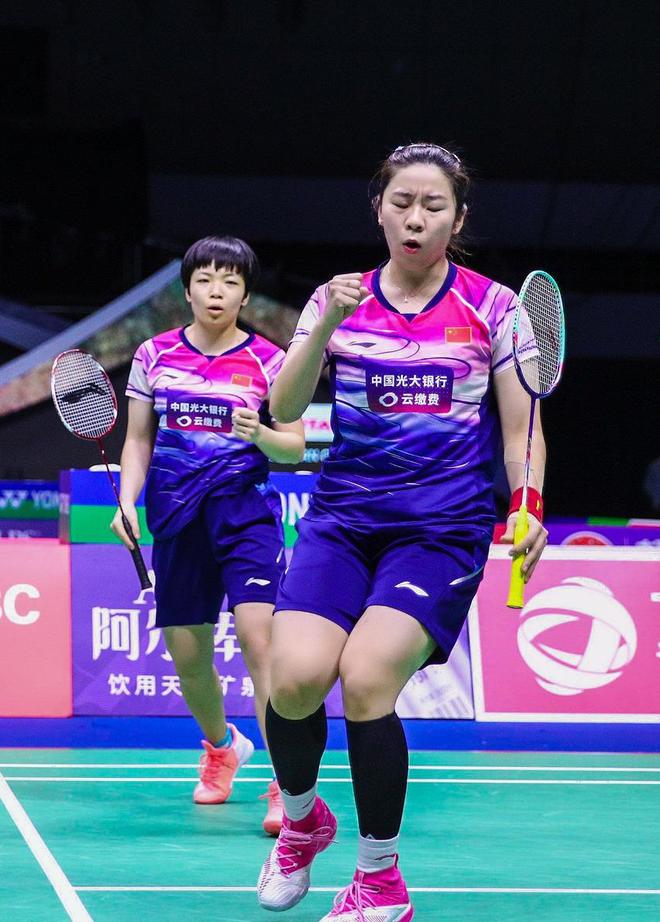 印度羽毛球队鏖战中国羽毛球队,林丹三分雨点燃全场的简单介绍 印度羽毛球队鏖战中国羽毛球队,林丹三分雨点燃全场的简单介绍