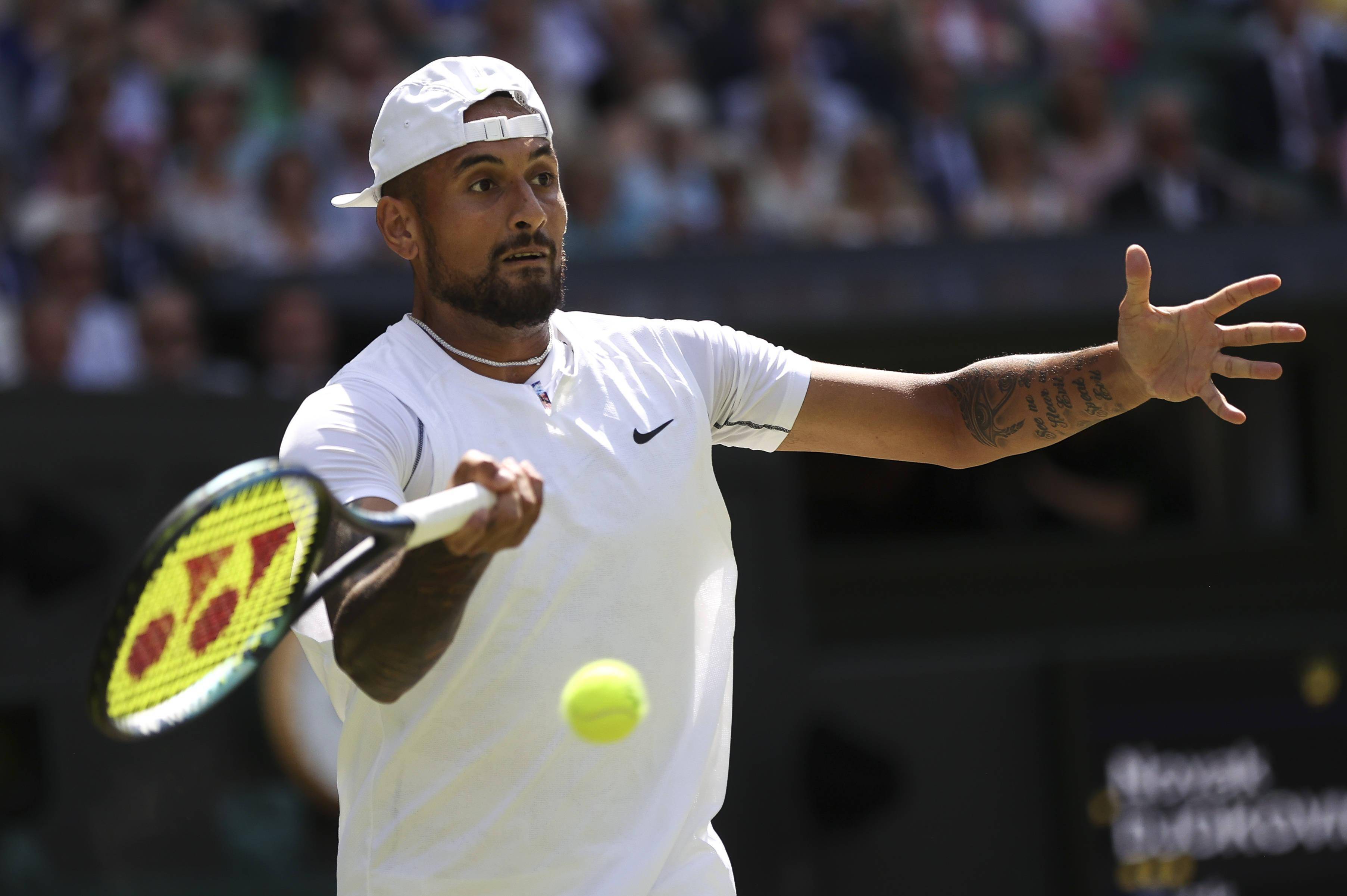 包含法国网球队绝地反击世界网球队，克耶高斯统治全场的词条