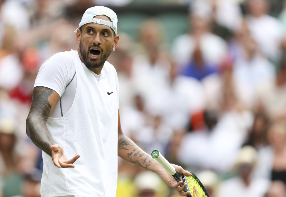 包含法国网球队绝地反击世界网球队，克耶高斯统治全场的词条