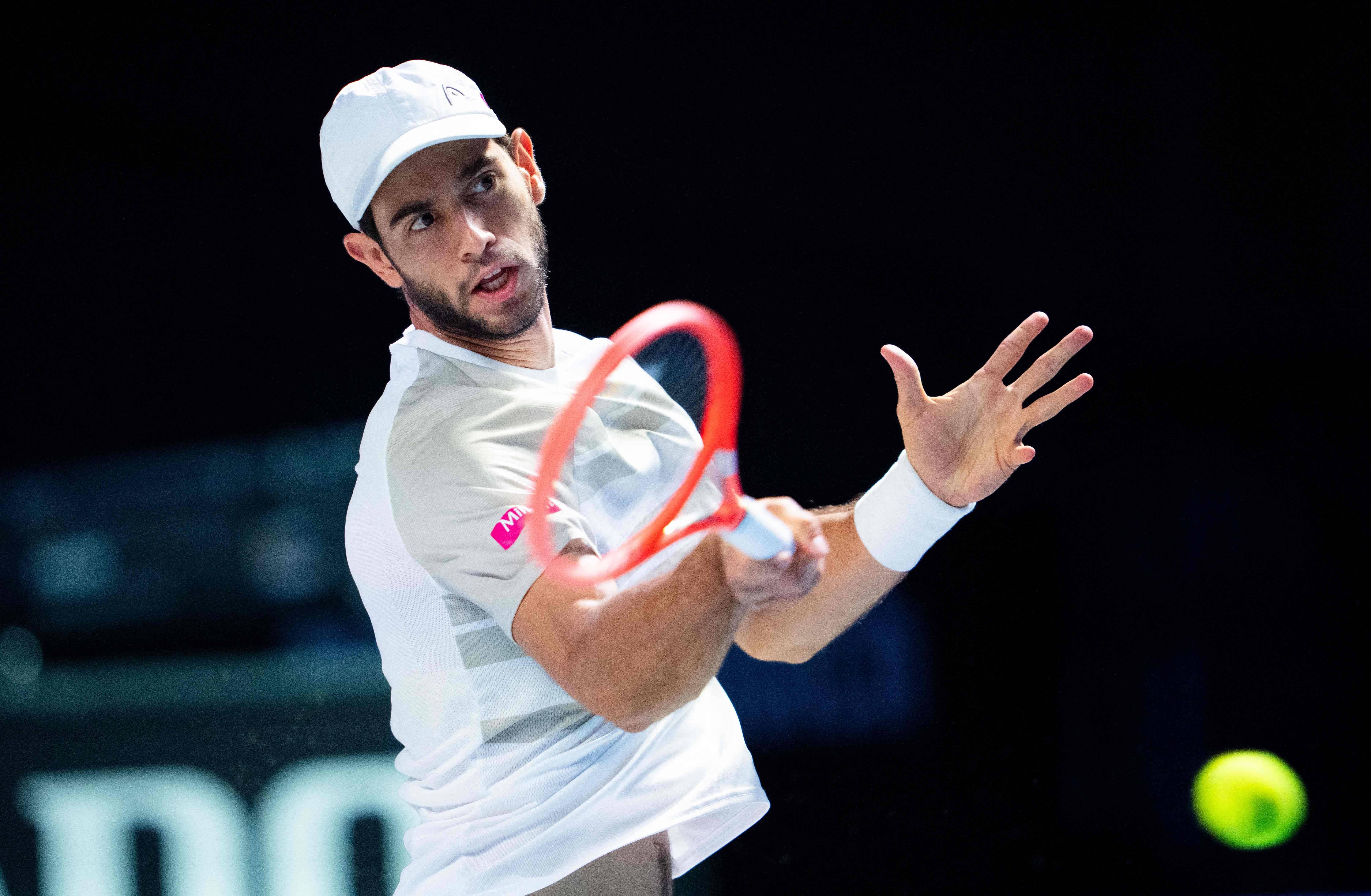 西班牙网球队血洗日本网球队，梅德韦杰夫制霸全场的简单介绍