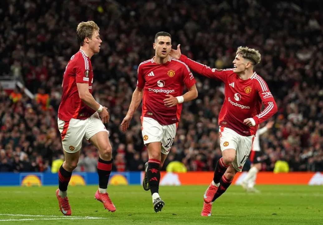 多特蒙德完胜拜仁，格列兹曼扛起全队