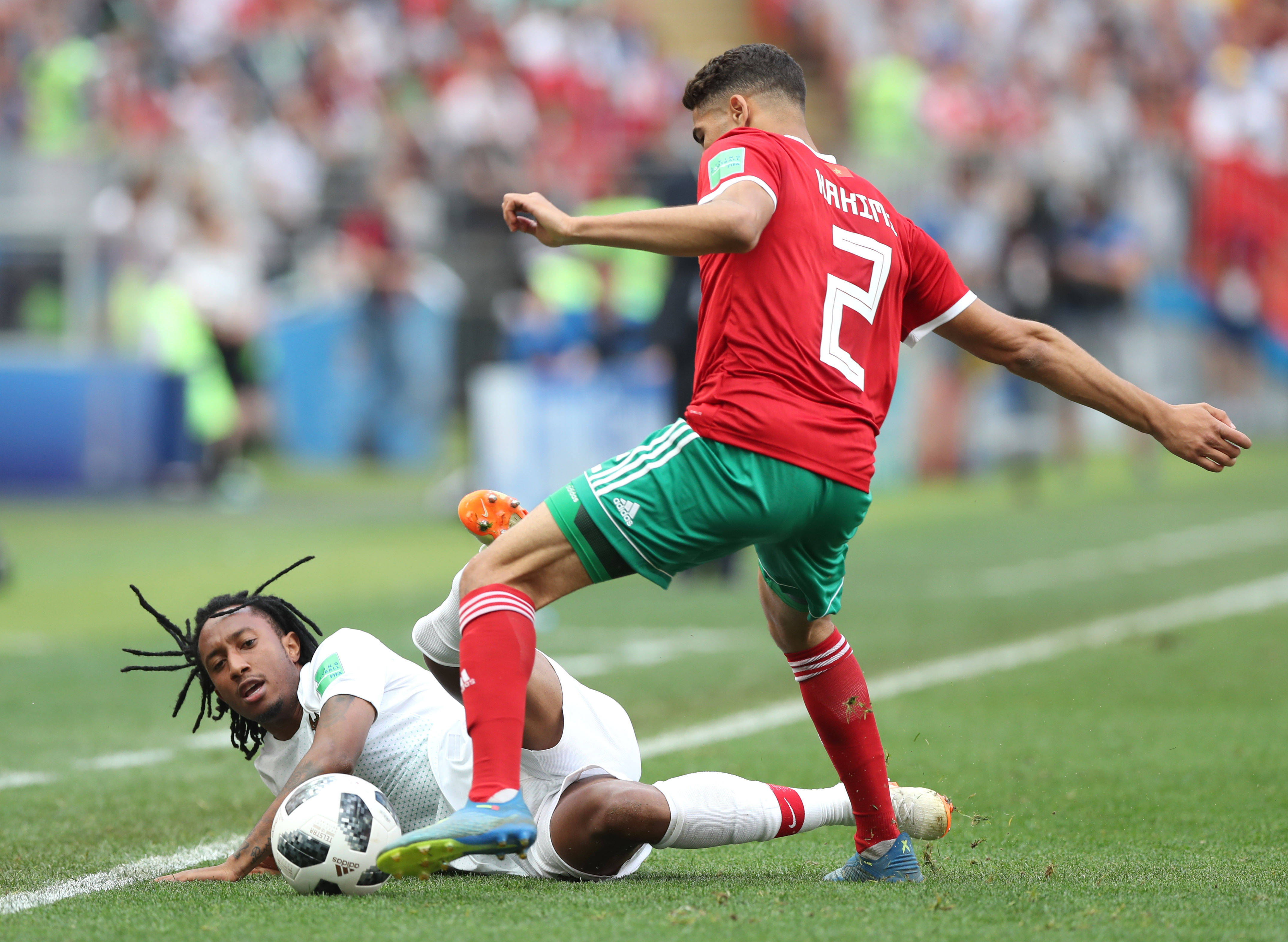 包含摩洛哥队力克加纳，成功晋级非洲赛事决赛的词条