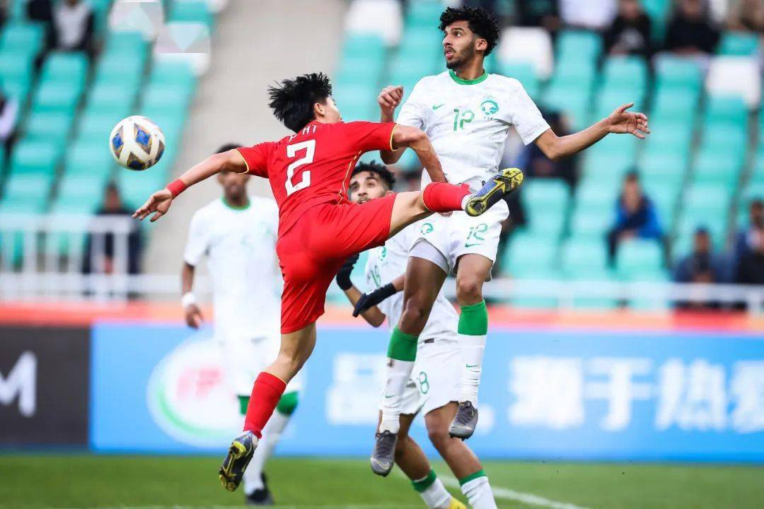 关于济南高新表现强劲,向中超前八发起冲击的信息 关于济南高新表现强劲,向中超前八发起冲击的信息