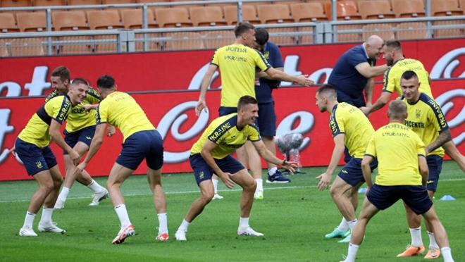 乌克兰不敌英格兰,欧锦赛出线前景黯然 乌克兰不敌英格兰,欧锦赛出线前景黯然