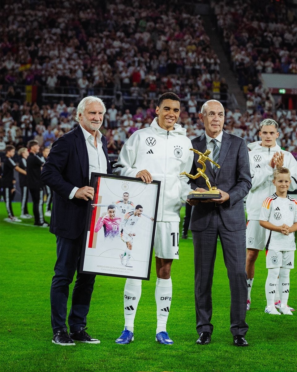 开云体育平台APP-关于冰岛足球联赛年度最佳球员荣耀登场，备受瞩目的信息