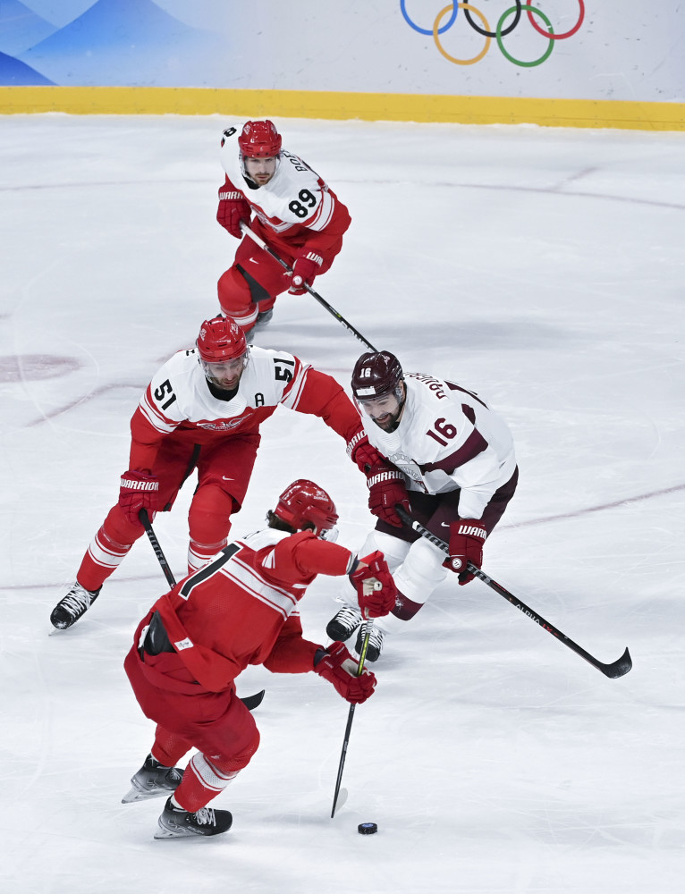 拉脱维亚队以出色表现晋级下一轮