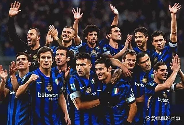 曼城召开新闻发布会,宣布意甲球员加盟的简单介绍 曼城召开新闻发布会,宣布意甲球员加盟的简单介绍