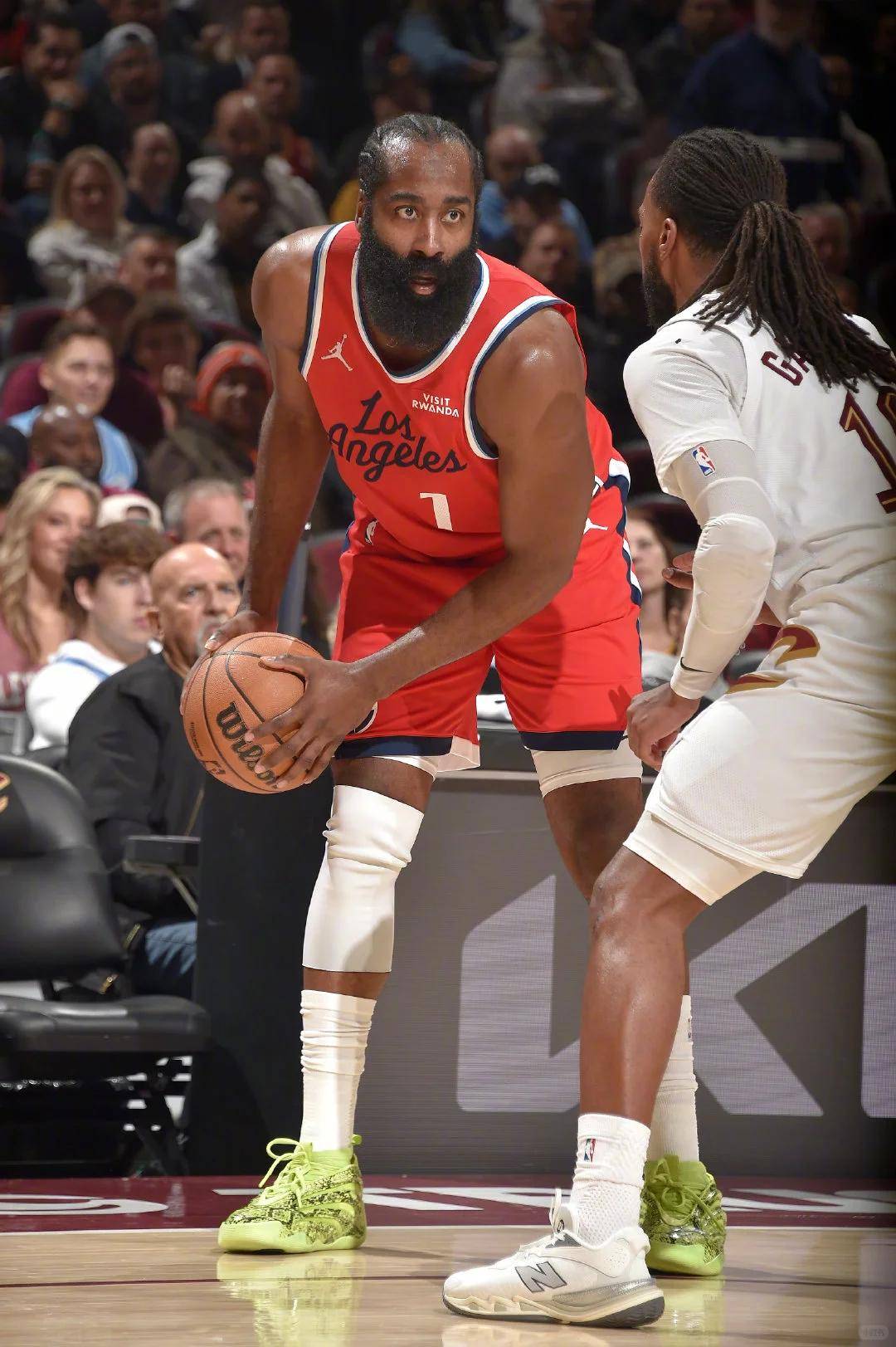 魔术绝杀湖人，哈登状态火热的简单介绍