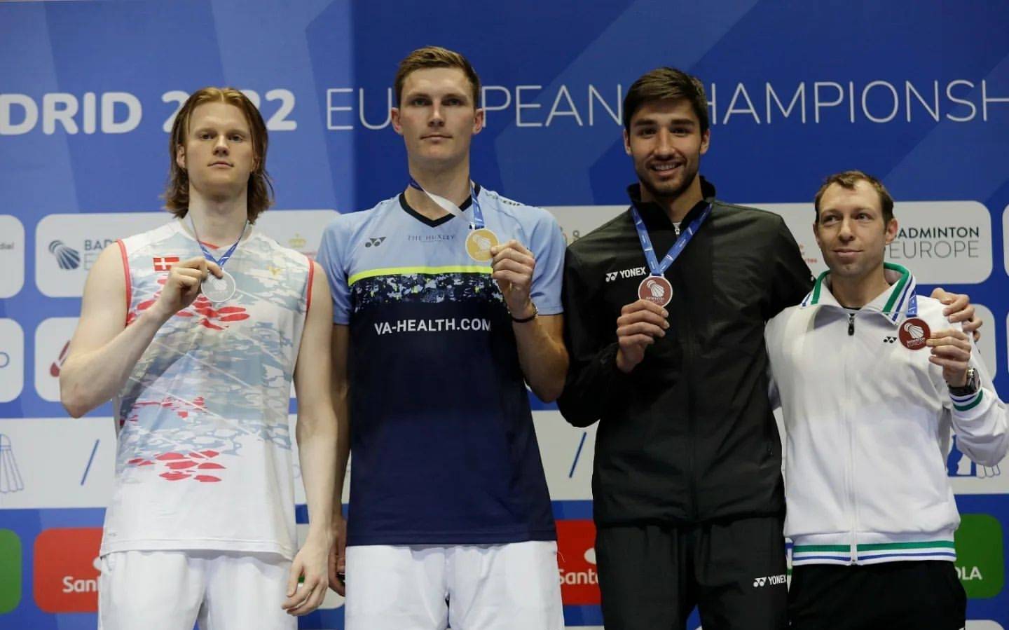 法国队横扫泰国队，安赛龙点燃赛场