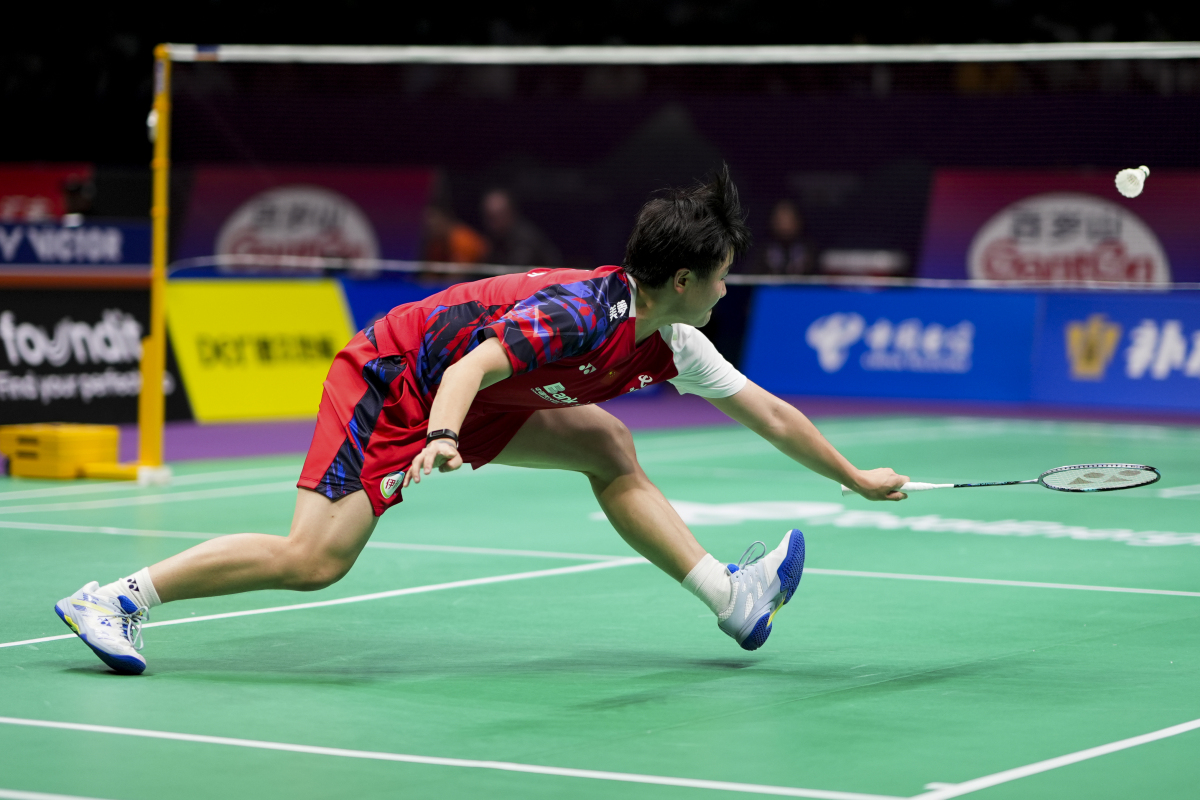 包含加拿大横扫中国，科曼三分雨点燃全场的词条