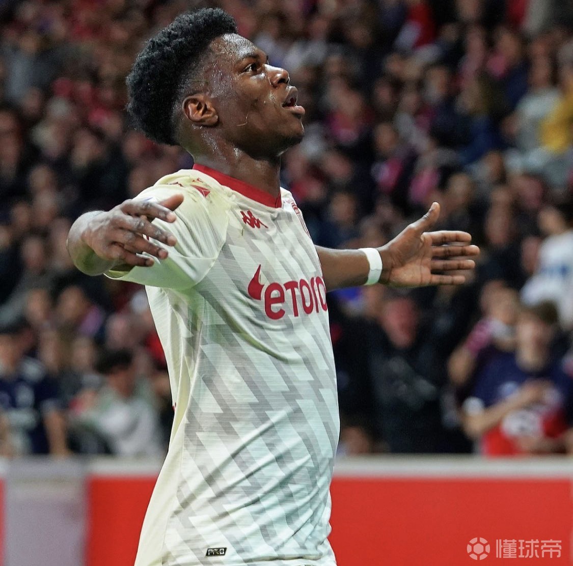 瑞士横扫瑞典，楚阿梅尼统治全场