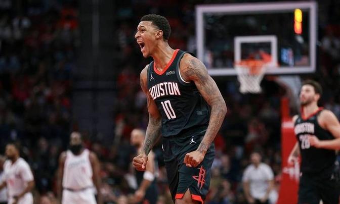 中国男篮绝杀火箭，塔图姆送出助攻