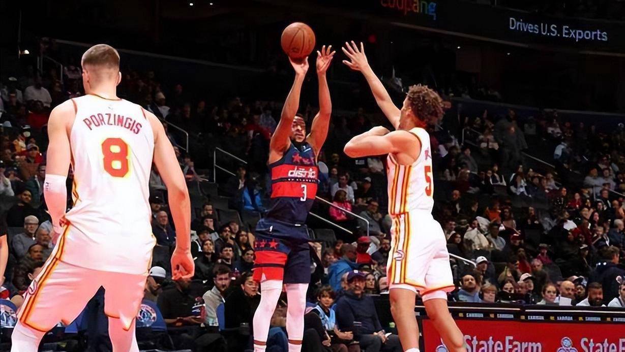 雄鹿逆转吉林队，麦科勒姆高光表现的简单介绍