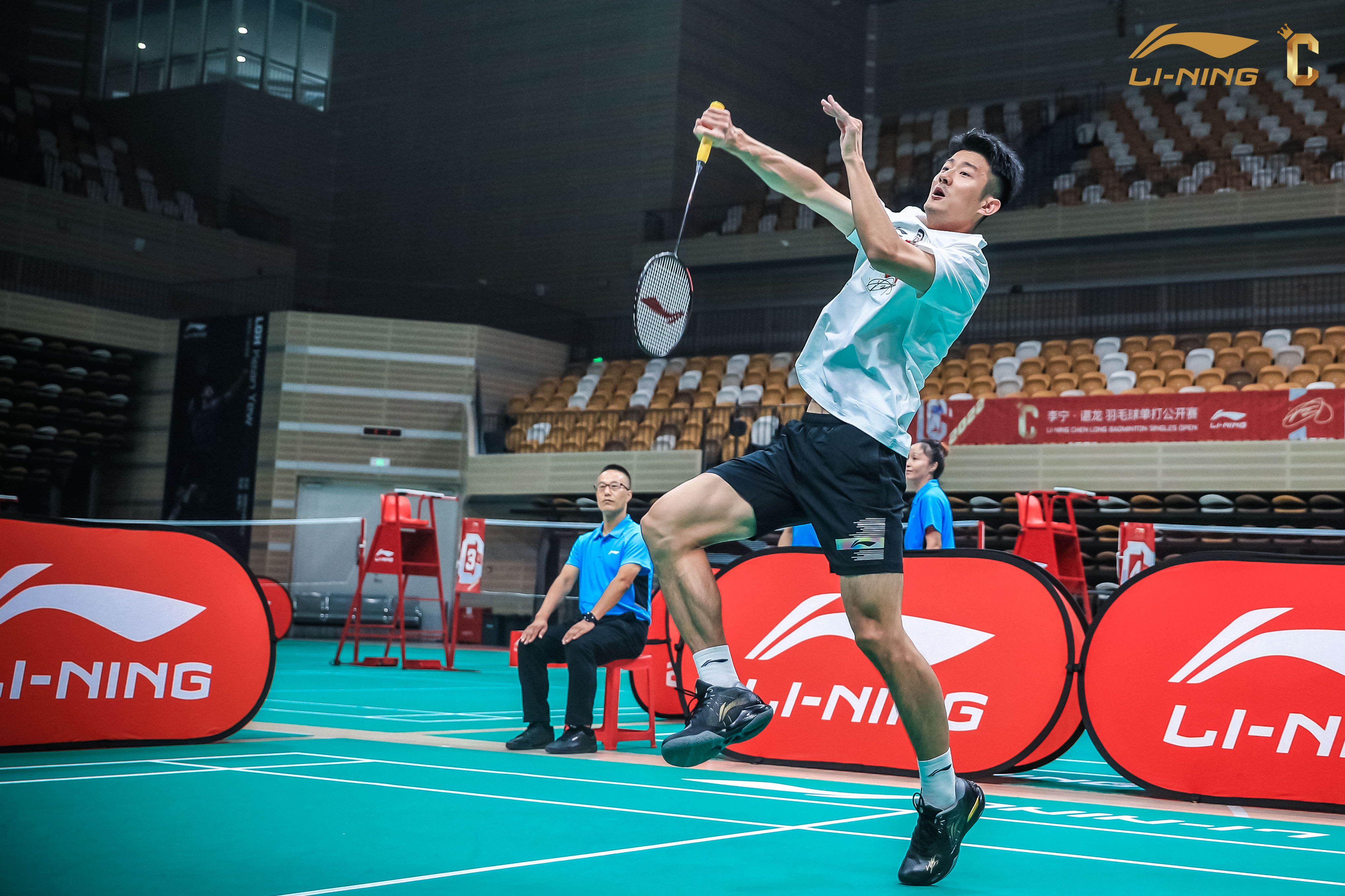 韩国羽毛球队强势日本羽毛球队，谌龙高光表现的简单介绍