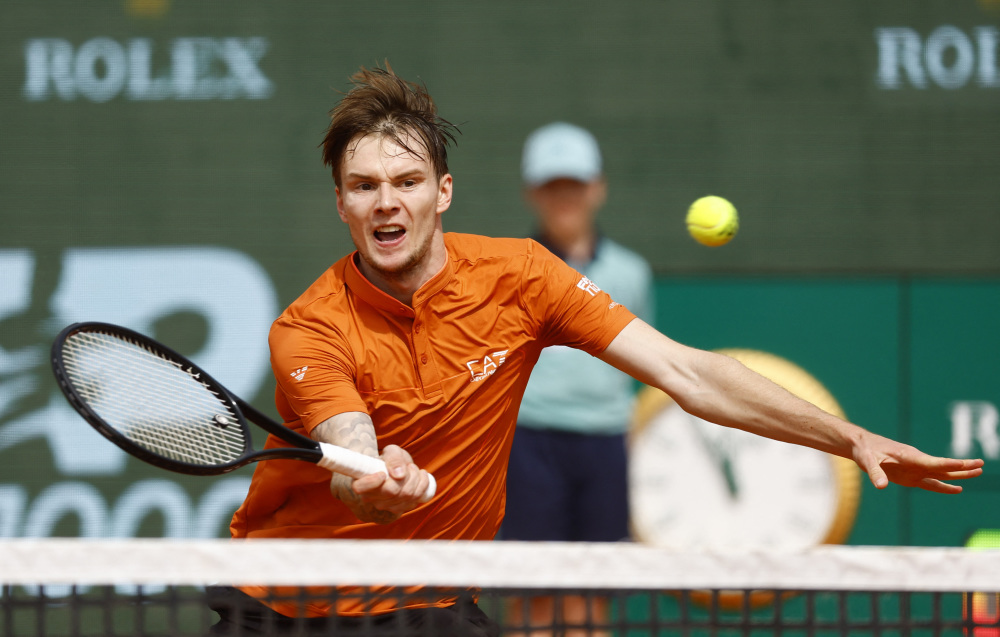 包含温网轻取蒙特卡洛大师赛，兹维列夫关键制胜的词条