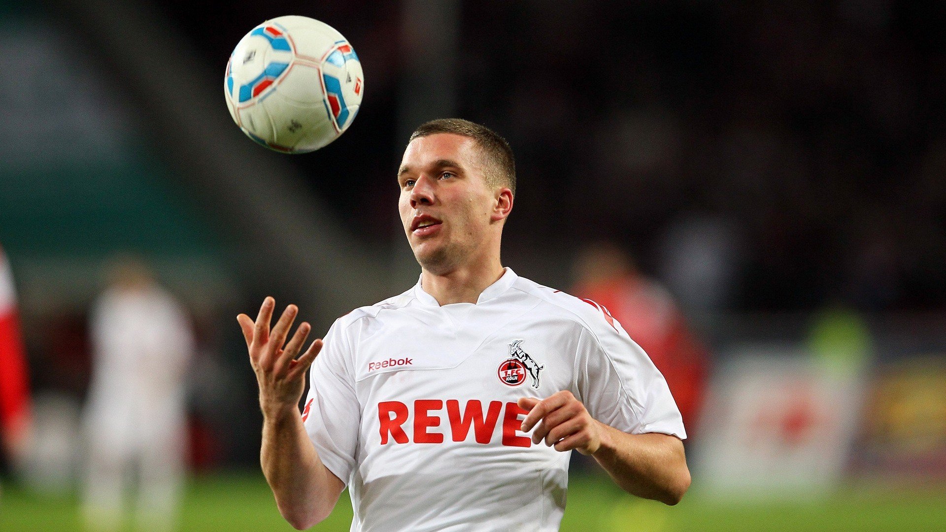 范弗利特末节三分雨席卷浙江，浙江队主场遭魔术正面击溃悬念早失